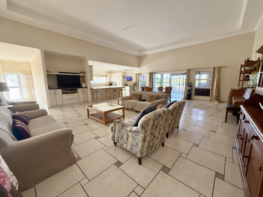 8 Bedroom Property for Sale in Long Acres Country Estate Western Cape